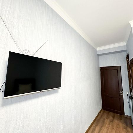 יירבאן Armenia Hotel מראה חיצוני תמונה