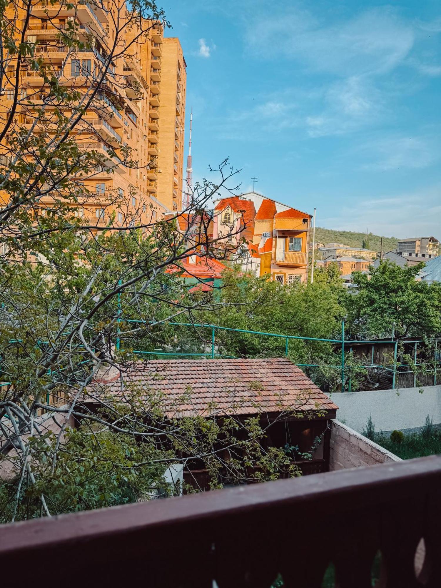 יירבאן Armenia Hotel מראה חיצוני תמונה