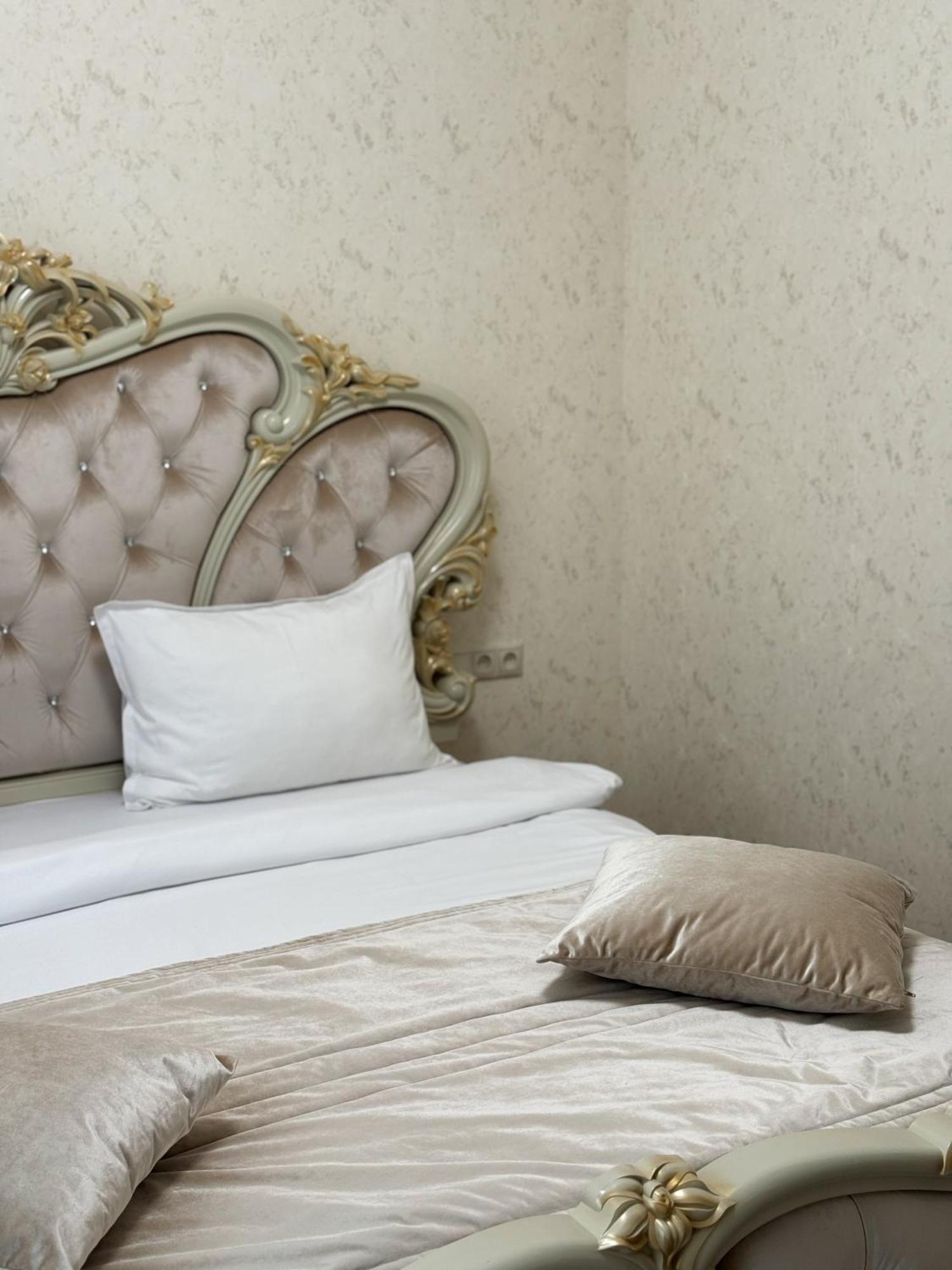 יירבאן Armenia Hotel מראה חיצוני תמונה