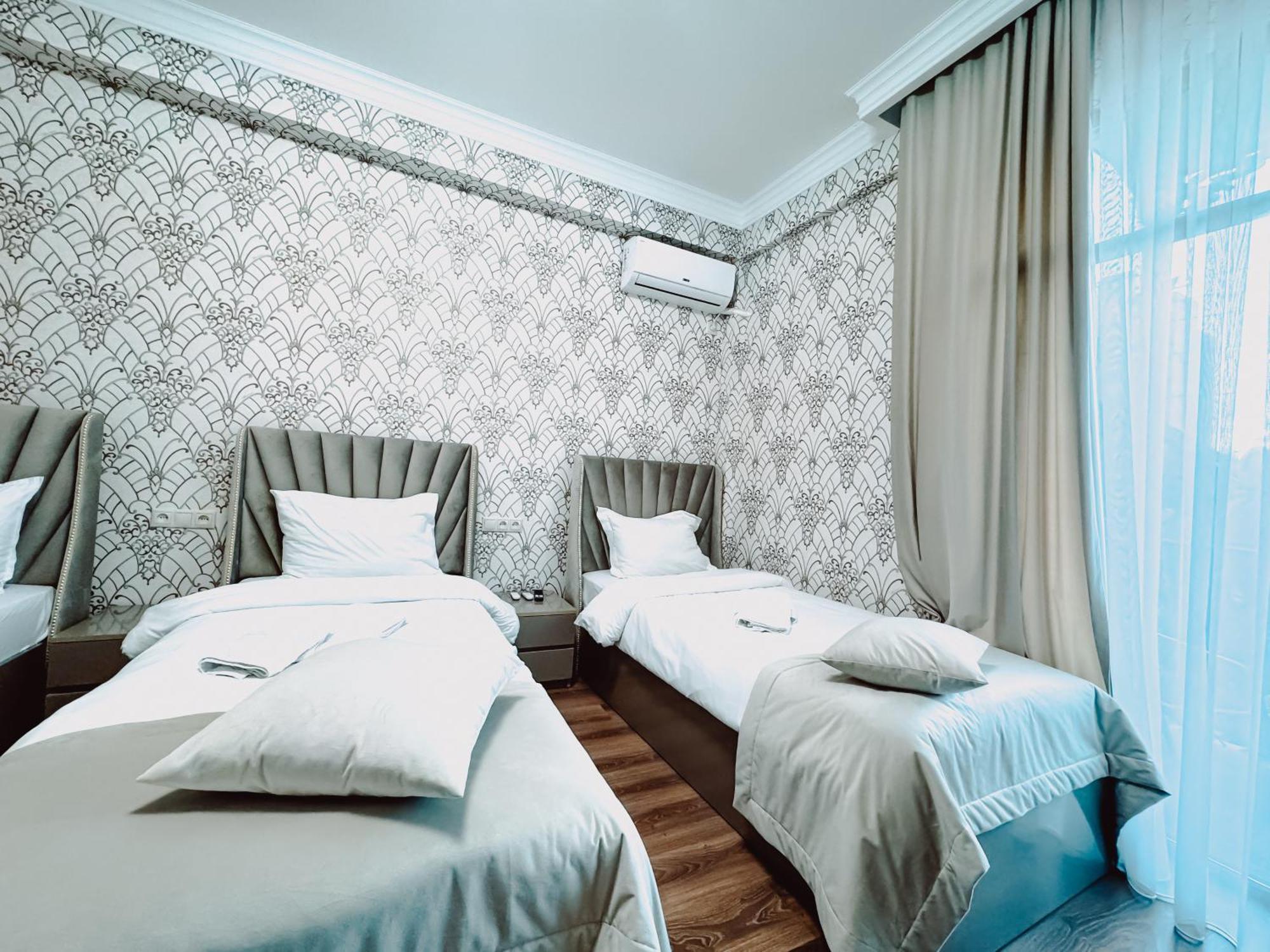 יירבאן Armenia Hotel חדר תמונה