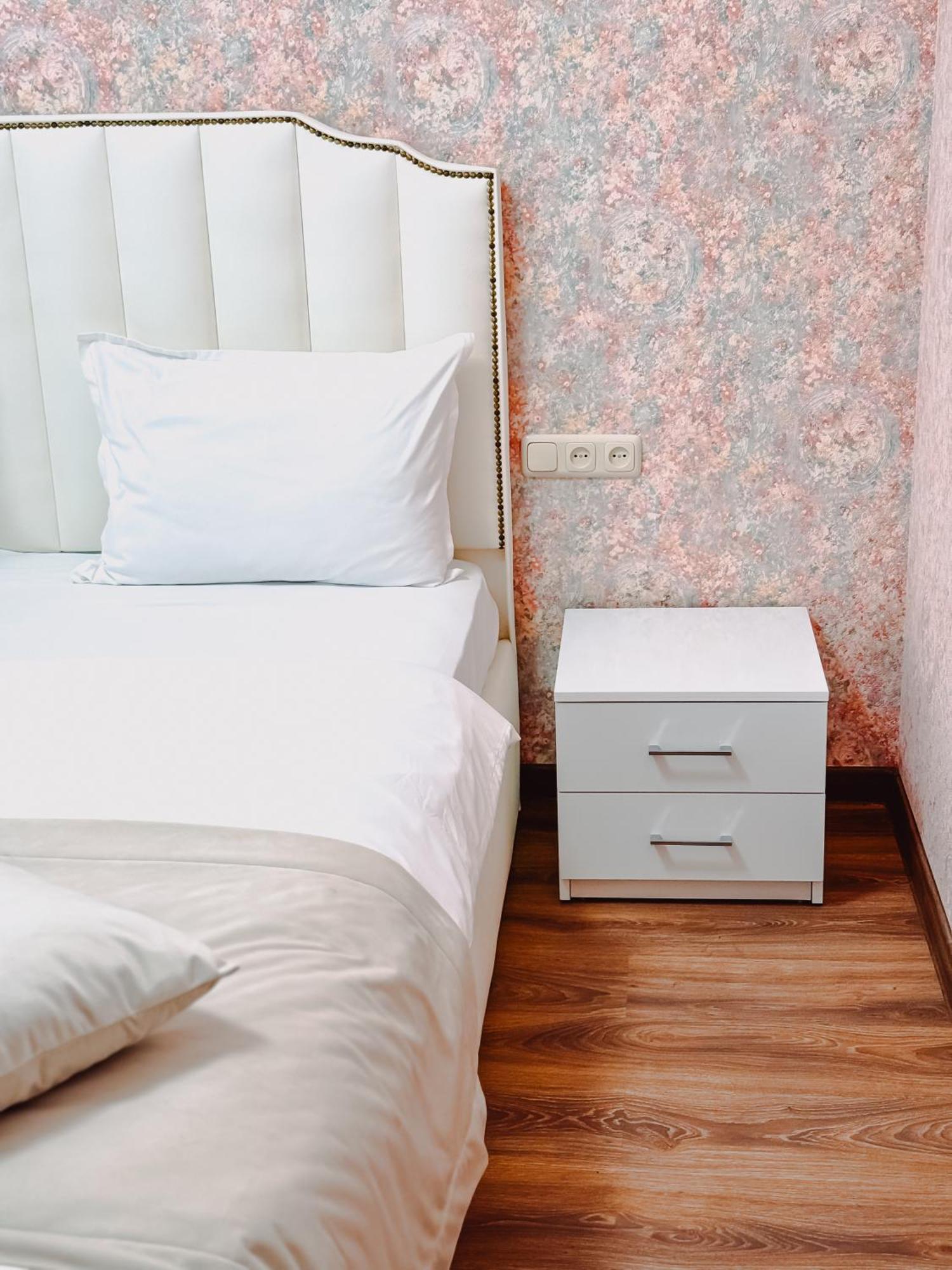 יירבאן Armenia Hotel מראה חיצוני תמונה