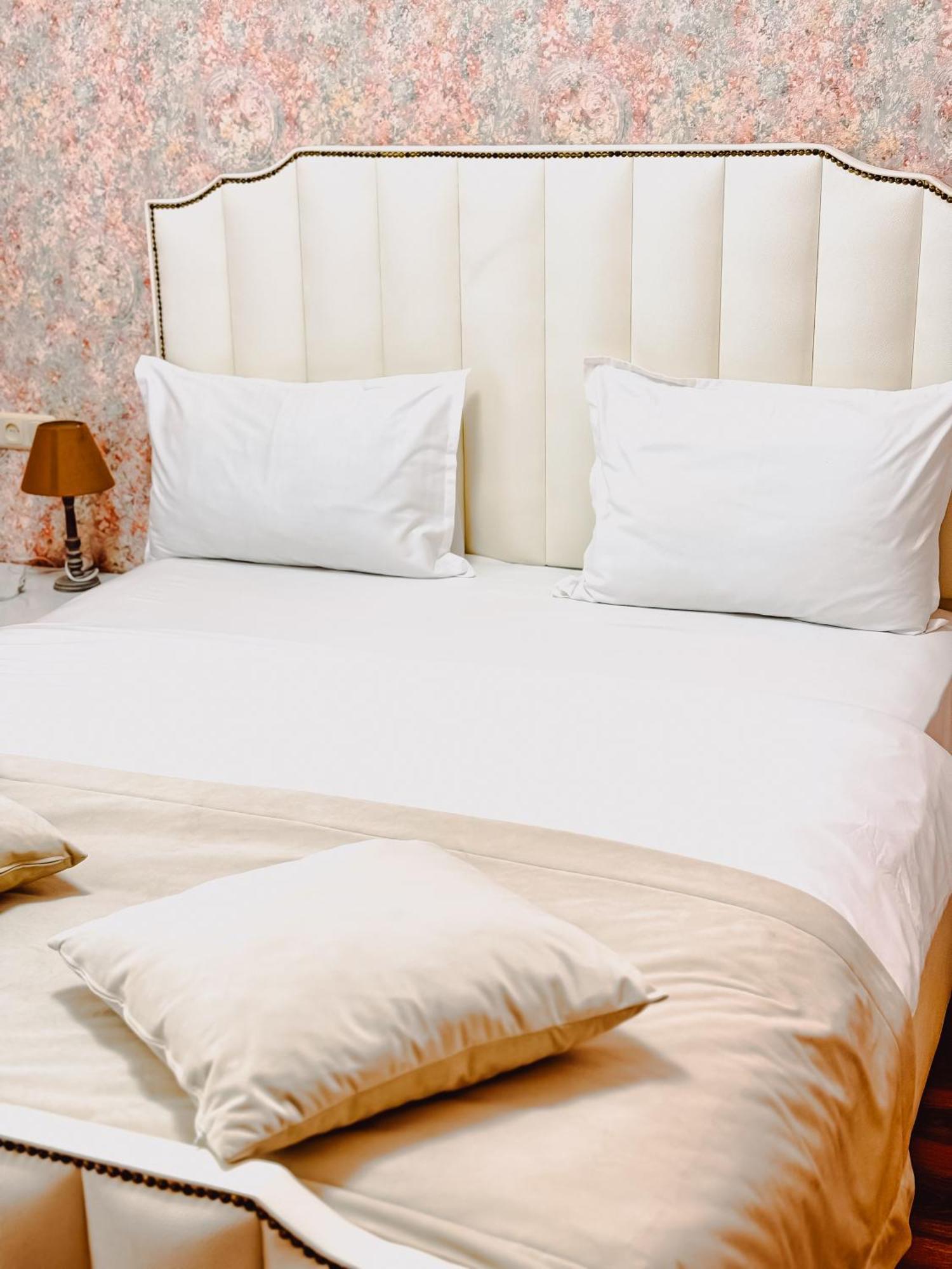 יירבאן Armenia Hotel מראה חיצוני תמונה