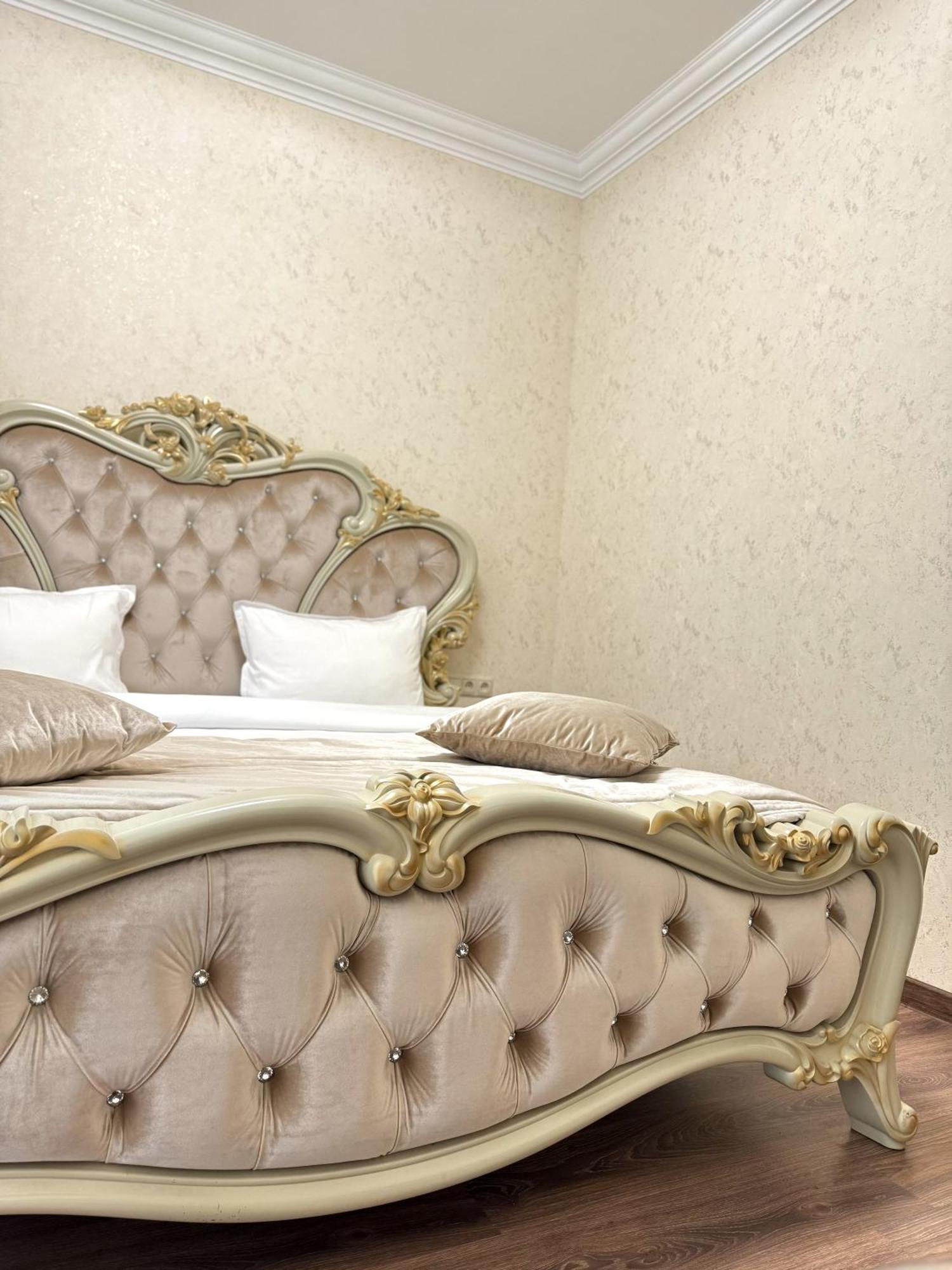 יירבאן Armenia Hotel מראה חיצוני תמונה