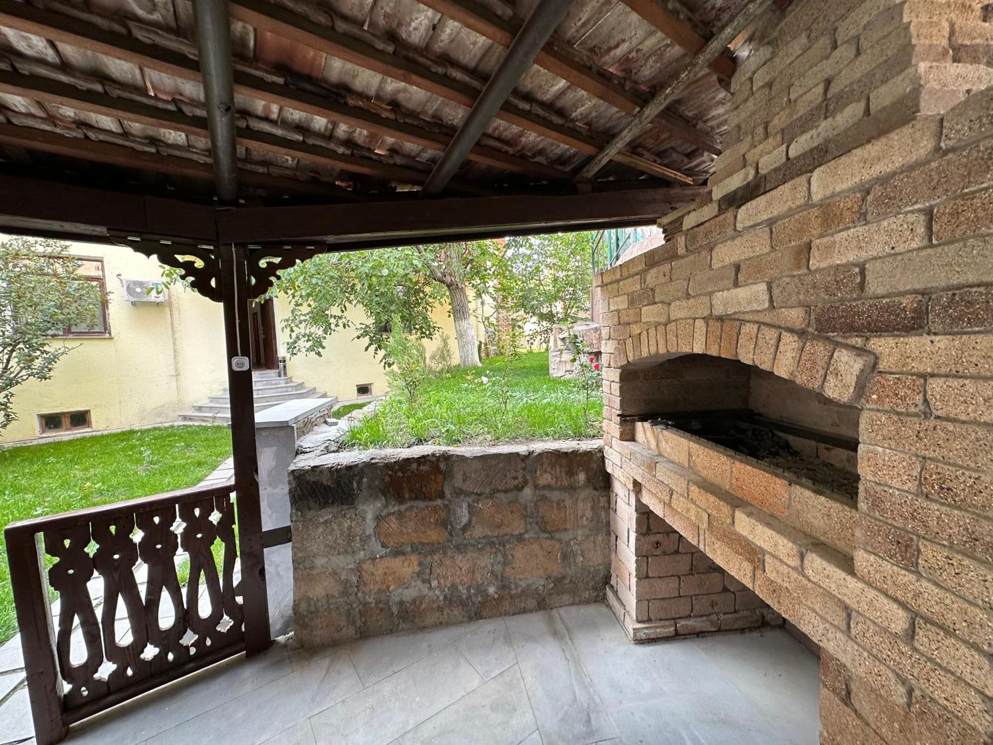 יירבאן Armenia Hotel מראה חיצוני תמונה
